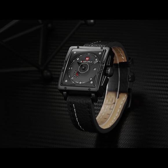 Watch - Picture 6 of 7